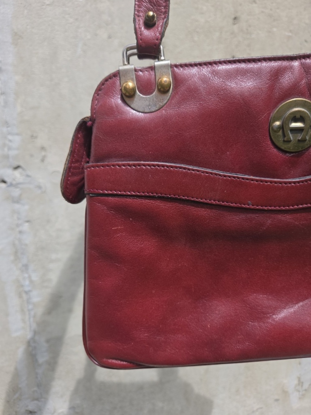 Vintage 70s Etienne Aigner Oxblood Leather Shoulder Bag Organizer Purse - Picture 2 of 16